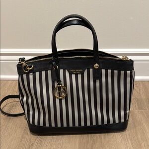 Henri bende Black and White Striped large tote purse